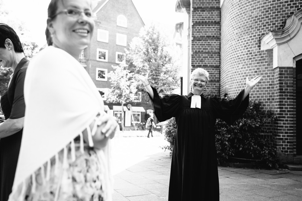 Hochzeitsfotograf in der St. Mattäus Kirche, Hamburg-Winterhude